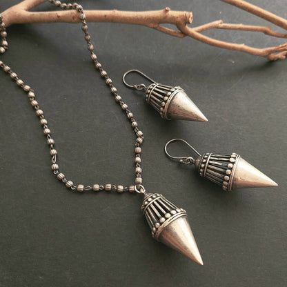 Silver Look alike Conical Pendant Earrings Set