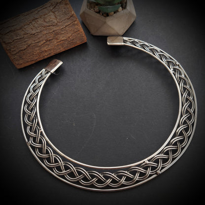 Silver Toned Braided Flat Hasli Necklace