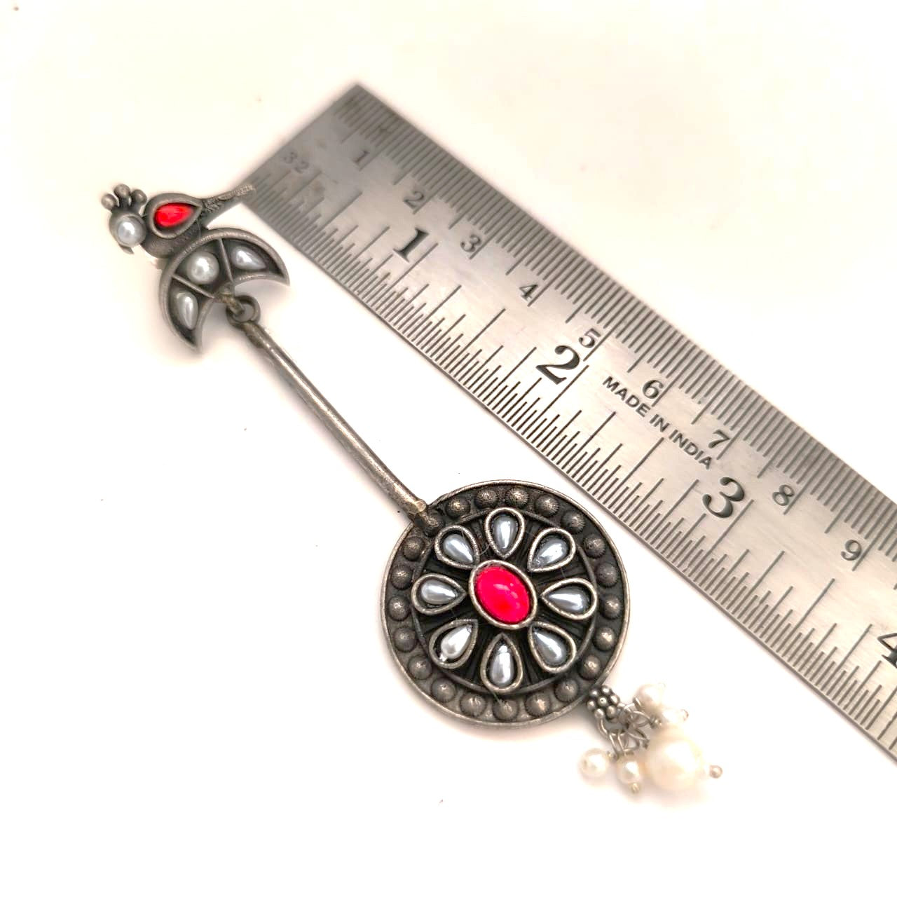 Pearl Pendulum: Silver Toned Pear Danglers