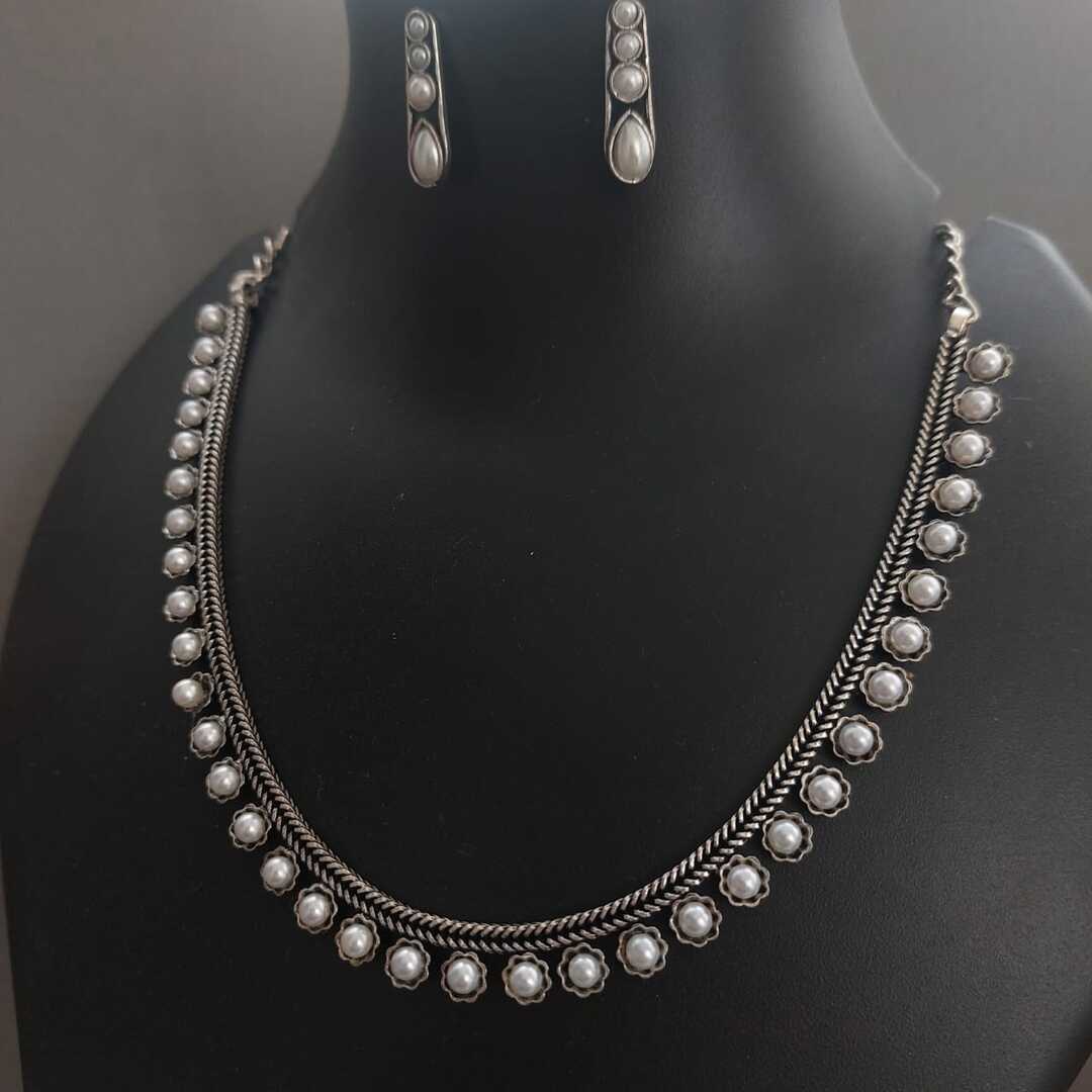 Pearls of Grace: Trendy Pearl Necklace And Earring Set