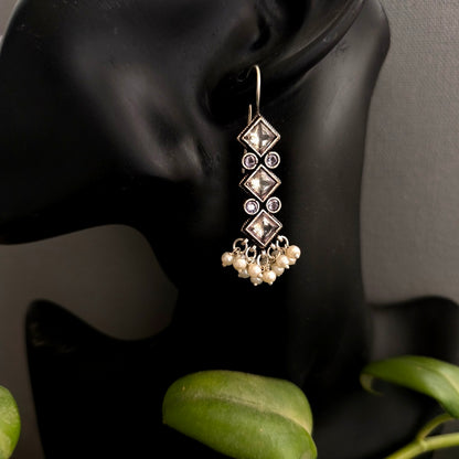 White Stone Long Earring: Snow Shimmer