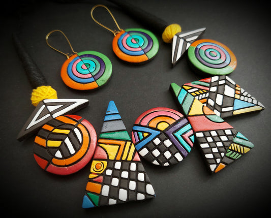Multicolour Geometrical Terracota Necklace with Earrings.